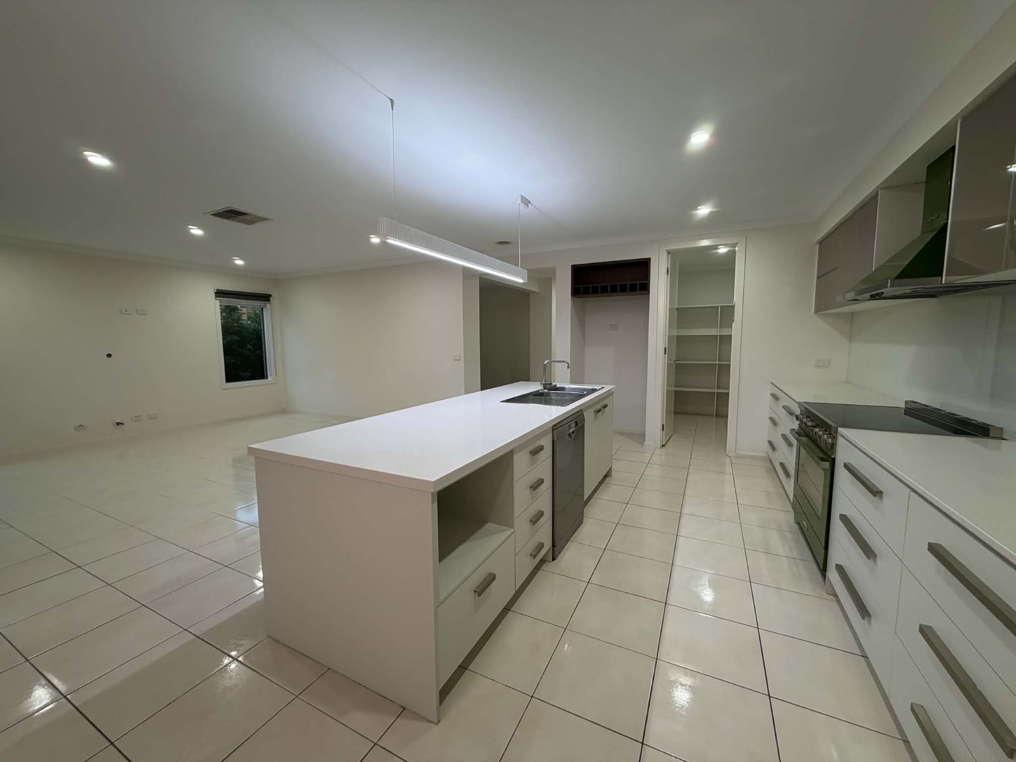 Completed home cleaning project, photo 32